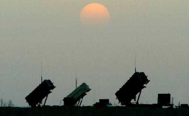 美向卡塔尔急运“爱国者”，剑指伊朗？中东局势再添阴霾。
 
近日，国际局势风云变