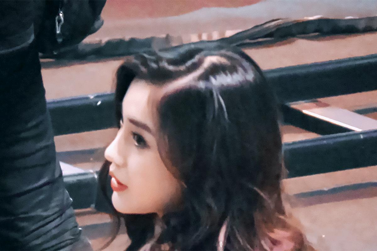 angelababy angelababy “你眼中的点点星光，是我将一生奔赴的