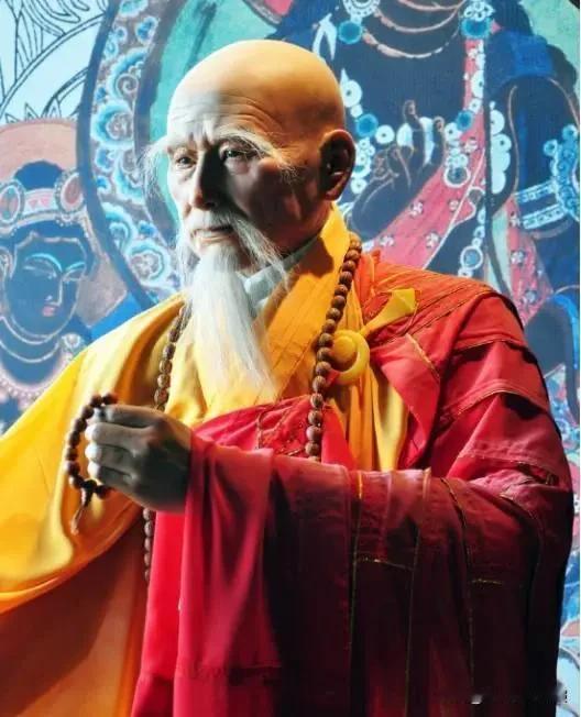 中佛协换届了，这次动静很大，很多老人不在会长之列了。例如江苏的心澄，上海的觉醒，