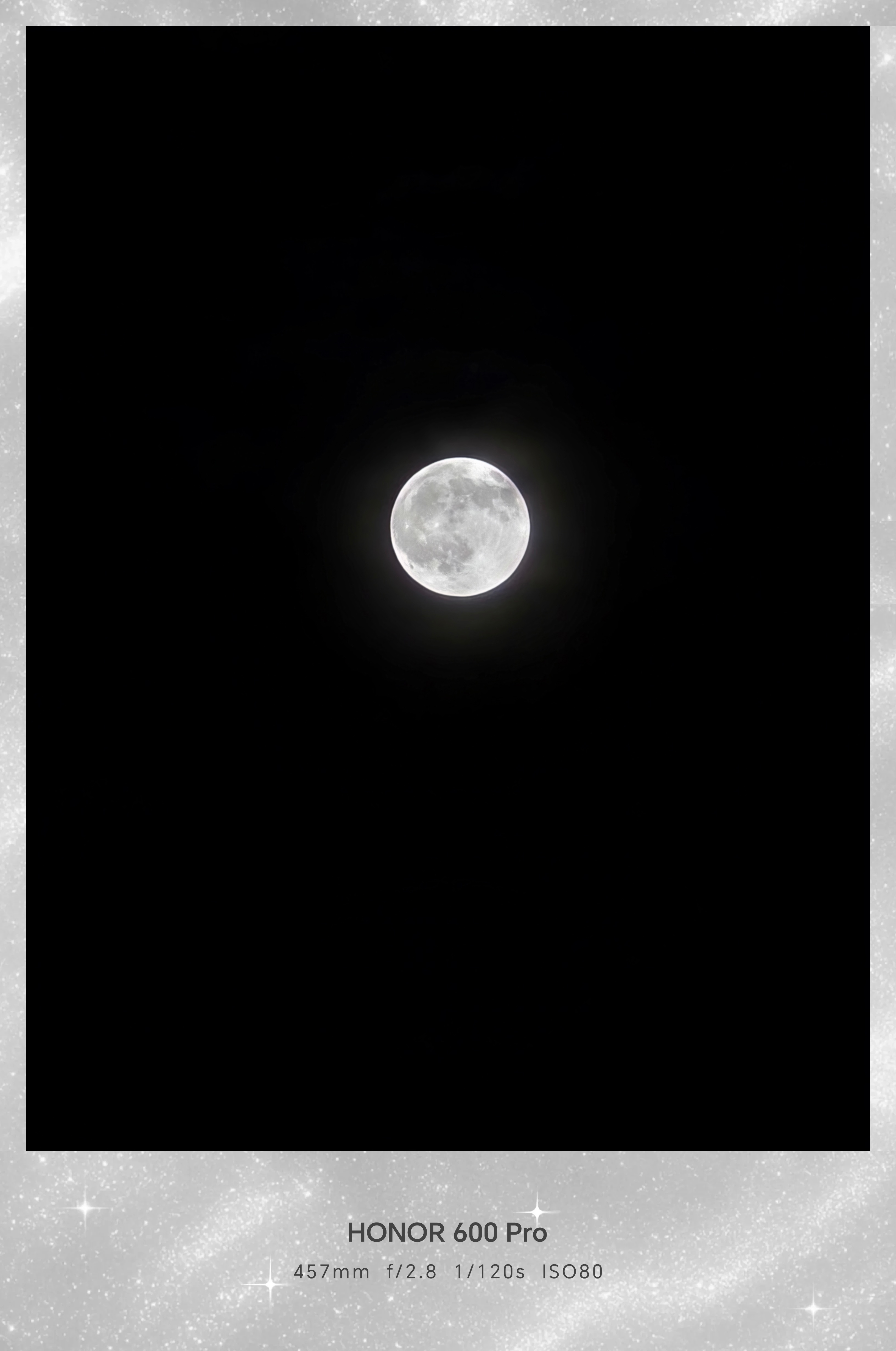 十五的月亮十六圆！昨夜阴雨，错过了望月，好在十六补上这份圆满。一组变焦满月实拍，