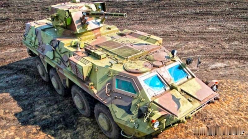 2005年以后，基辅曾经向阿布贾（8辆）和巴格达（89辆）提供了BTR-4步兵战