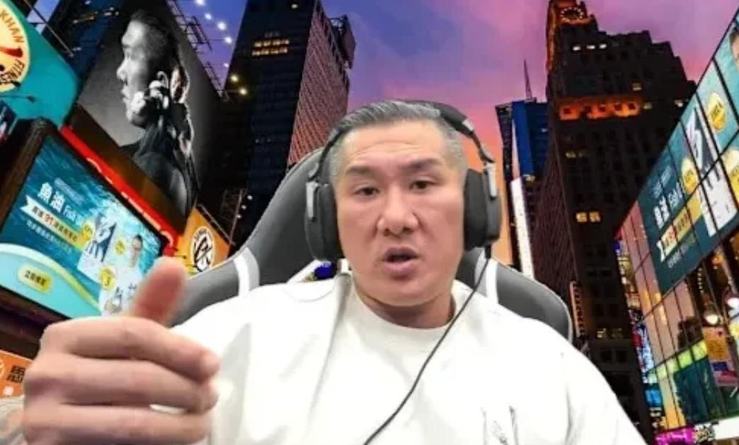 “馆长”：受邀赴京非常自豪

昨天晚上，台网红“馆长”在直播时透露：“我已经收到