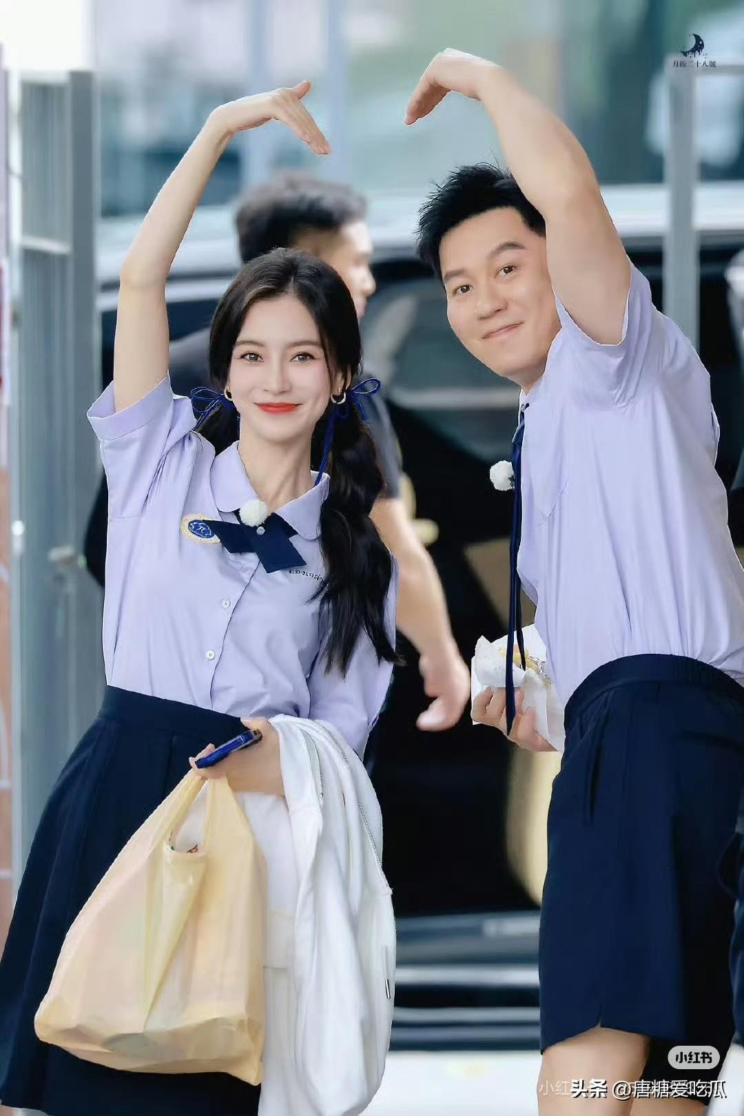 Baby 和李晨郑恺聚餐
没有黄晓明撑腰，她内地资源基本上都凉了，加上拍戏确实又