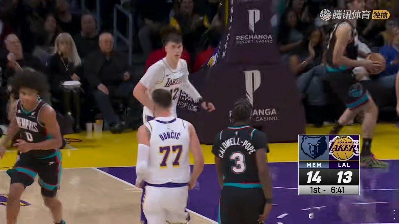 开局13-16落后，今天有意增加了一些艾顿的进攻戏份。灰熊vs湖人