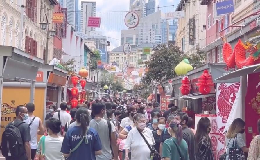 一位新加坡华人终于说了实话，他表示，在新加坡的华人，根本不在乎中国到底好不好，很