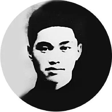 罗锦文（1914—1939），陕西洛南人，西安广仁医院副院长、八路军120师野战