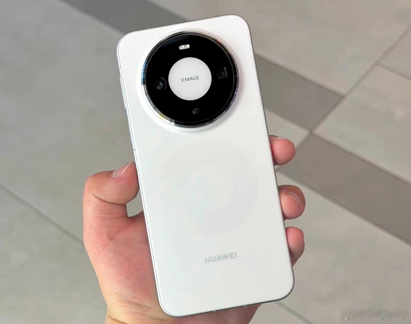 苹果用户换华为我手上这款Mate80目前已经使用1个月了，从iPhone15换到