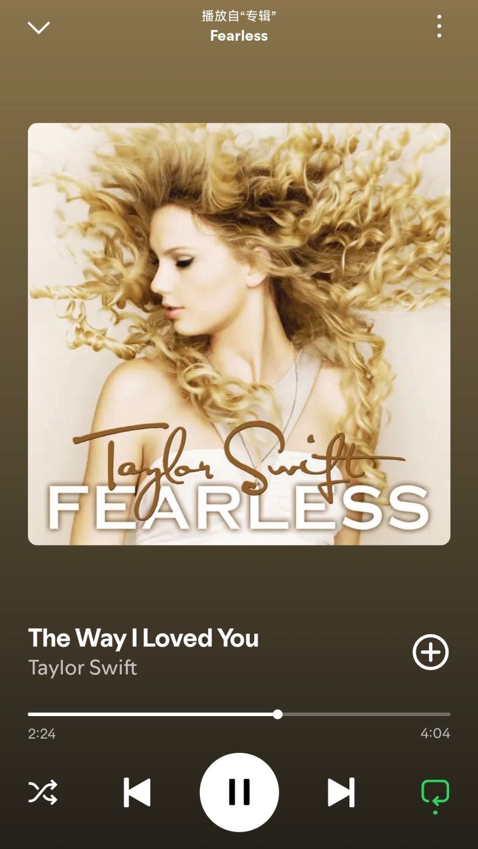 真的很想听到Taylor Swift同名出道专辑的重录版本，20年前的她和现在的