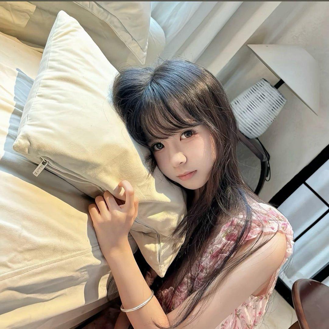 爱我的人盼我登顶 恨我的人盼我跌落 