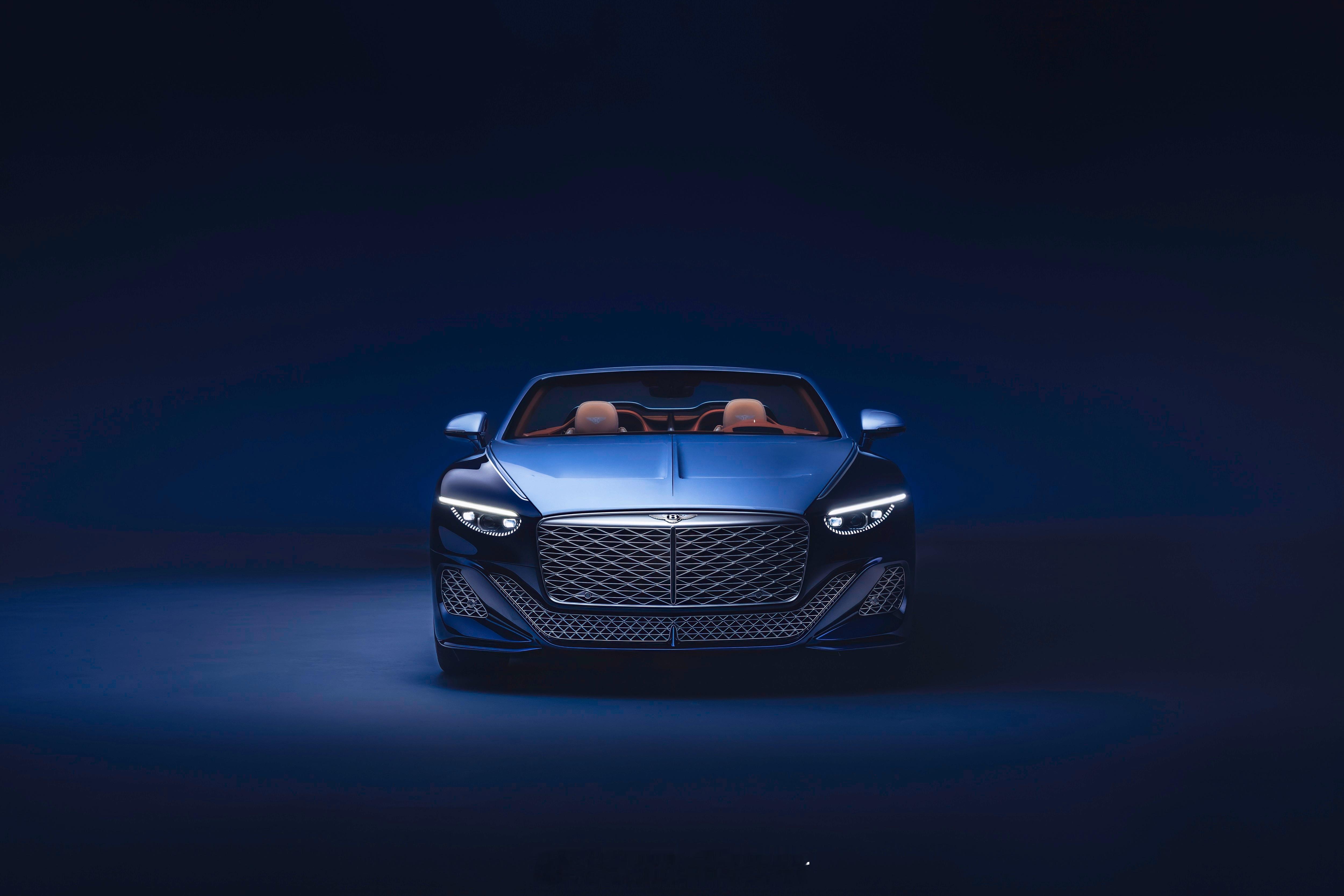 收藏级汽车售价超过1500万元人民币宾利发布第四台限量高定Batur 敞篷版💙