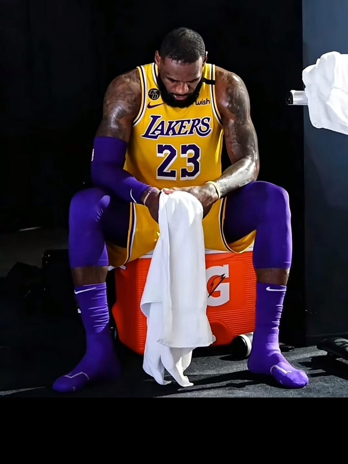 41岁詹姆斯还没准备好退役，尽管外界关于他何时离开NBA的讨论越来越多。老詹明确