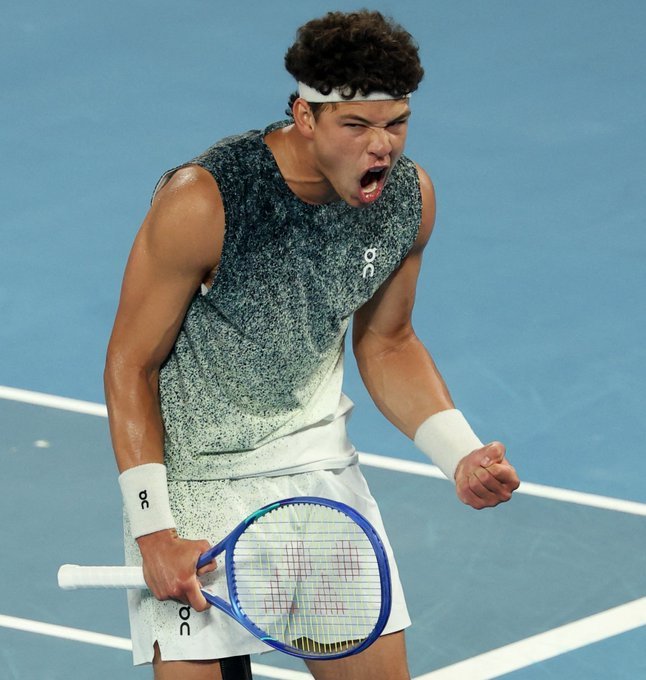 讲真美国球员打到澳网2026 8强阶段是非常成功的，女单8强里竟然占了一半，男单