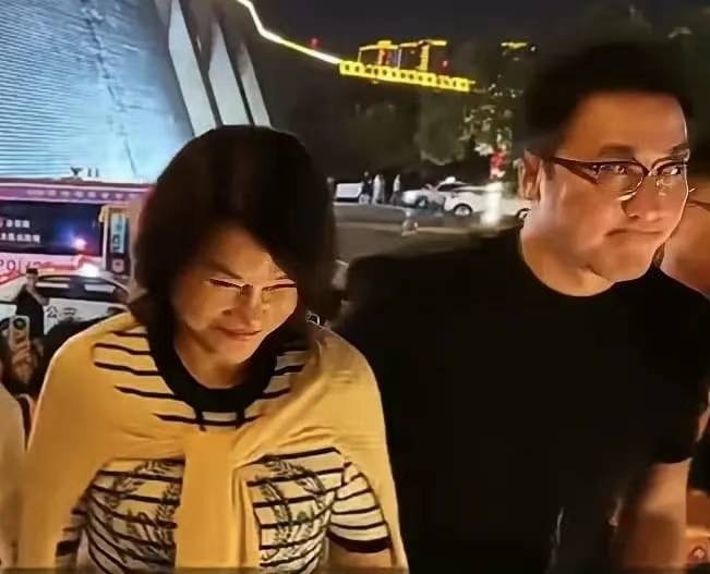 非常有戏绝对有点真感情董姐男人骨相，宽腮大颧骨，克几任的命格，好在人生有觉悟，来