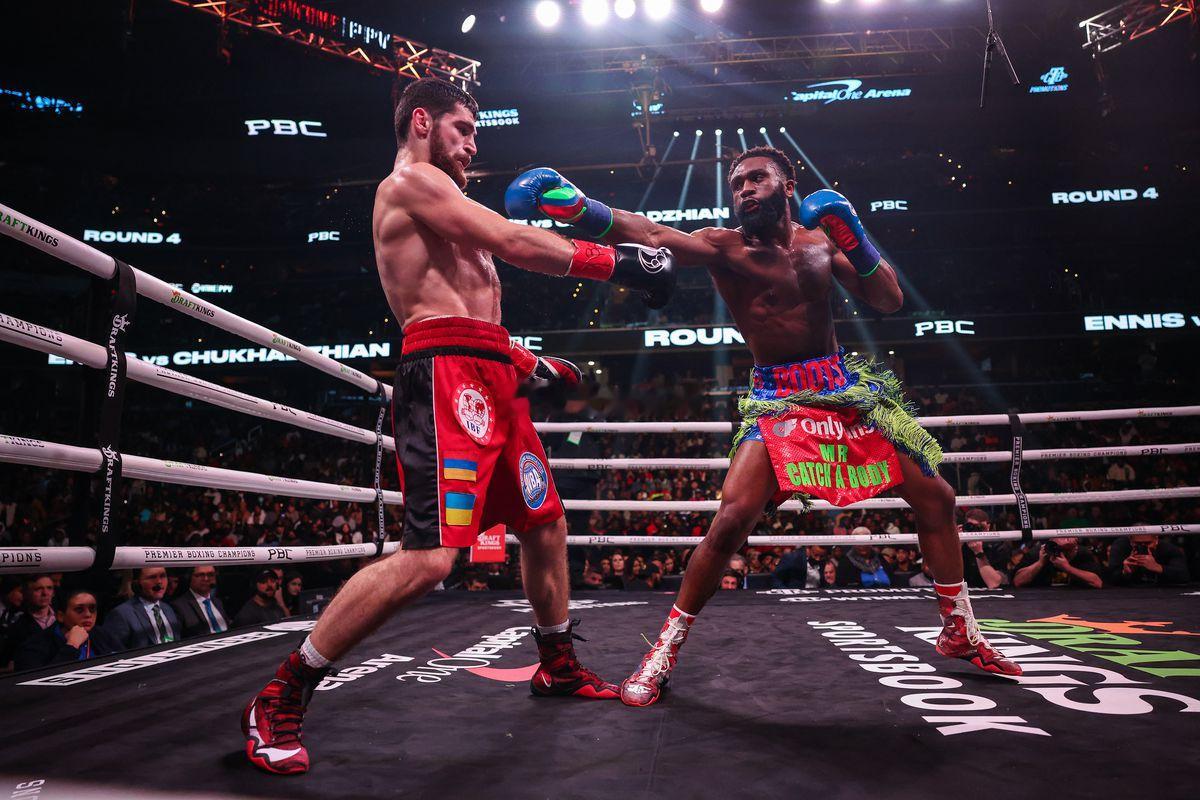 #拳坛速递# 埃迪-赫恩（Eddie Hearn）向媒体透露，贾龙-恩尼斯（Ja