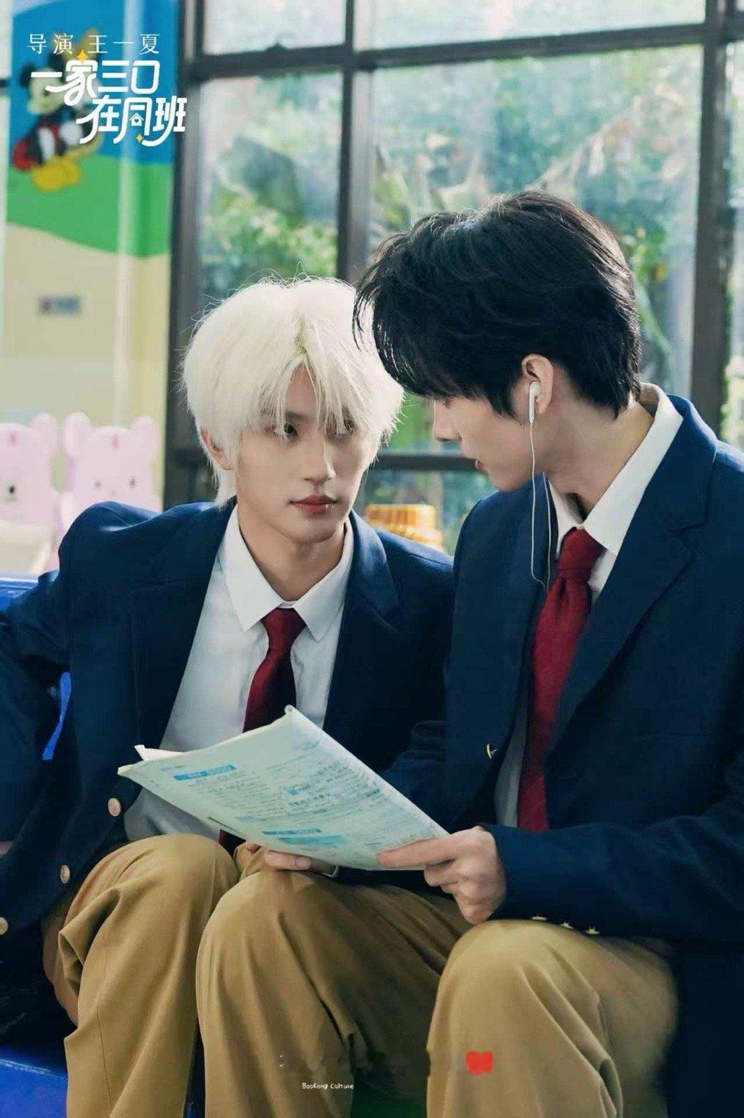 短剧拍出韩剧学校系列那味儿了 叙事节奏很舒服，不拖沓也不赶场。该给的细腻情绪一点