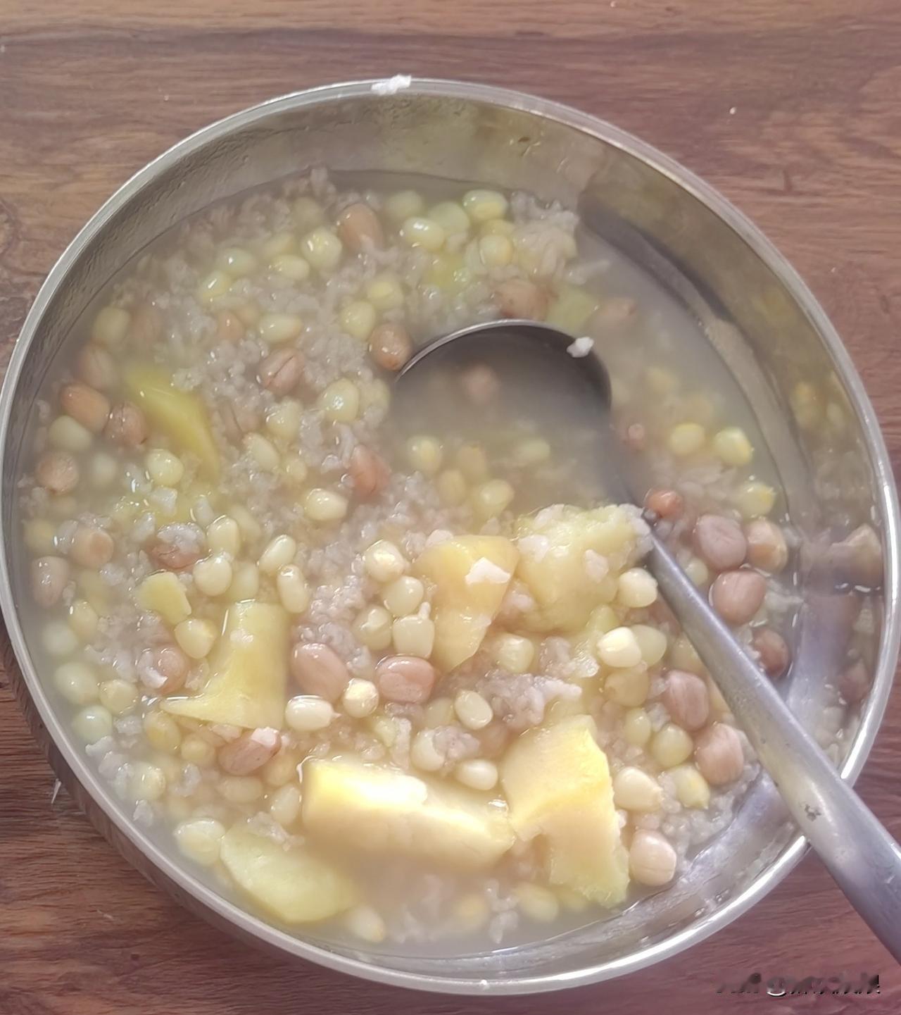 今天是3月18号，我又开始决定来写微头条了。

前段时间有点忙，每天只写一篇文章