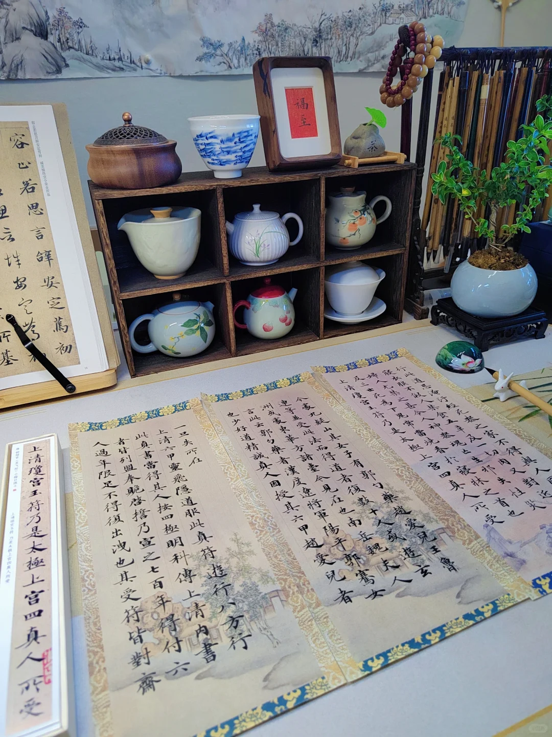 写字，喝茶，三两爱好足以解世间潦草🍵