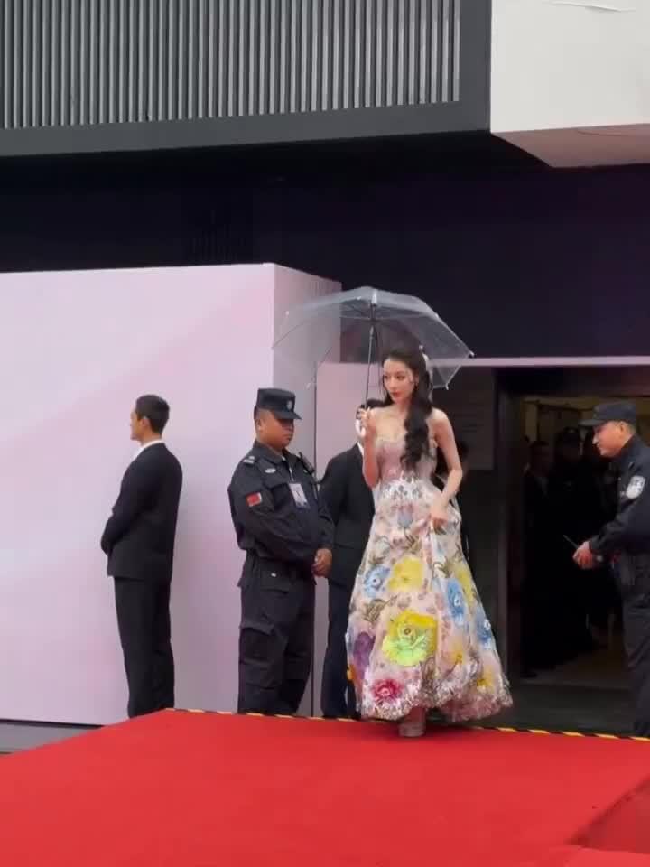 完全eat不到迪丽热巴