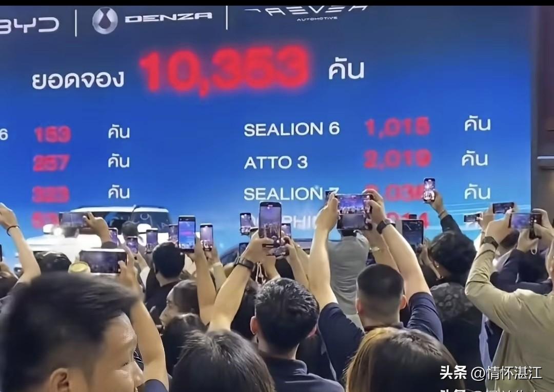 二十几年前，美国乔布斯推出的苹果手机，以智能手机终结了诺基亚的昔日王者地位，还有