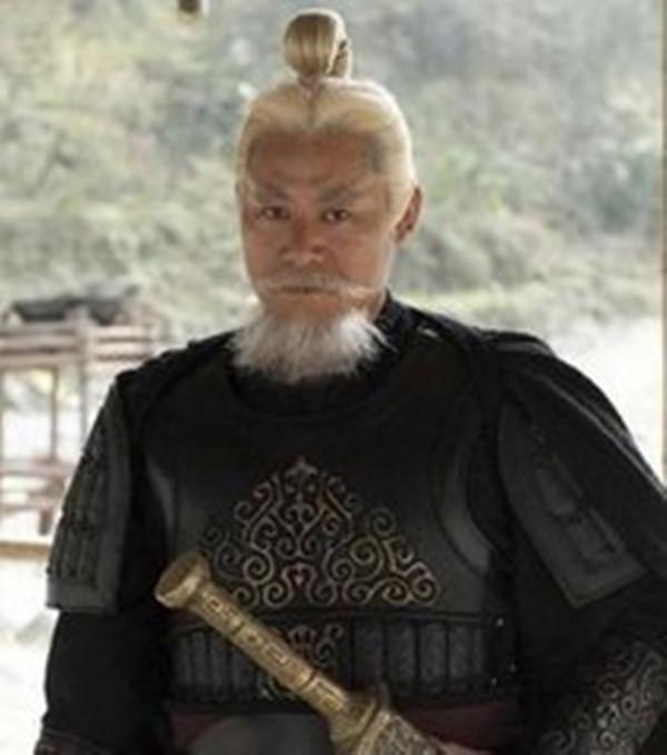 “他灭五国、掌六十万秦军、封武成侯——却在出征前，向秦始皇连要六座城池、十八处田