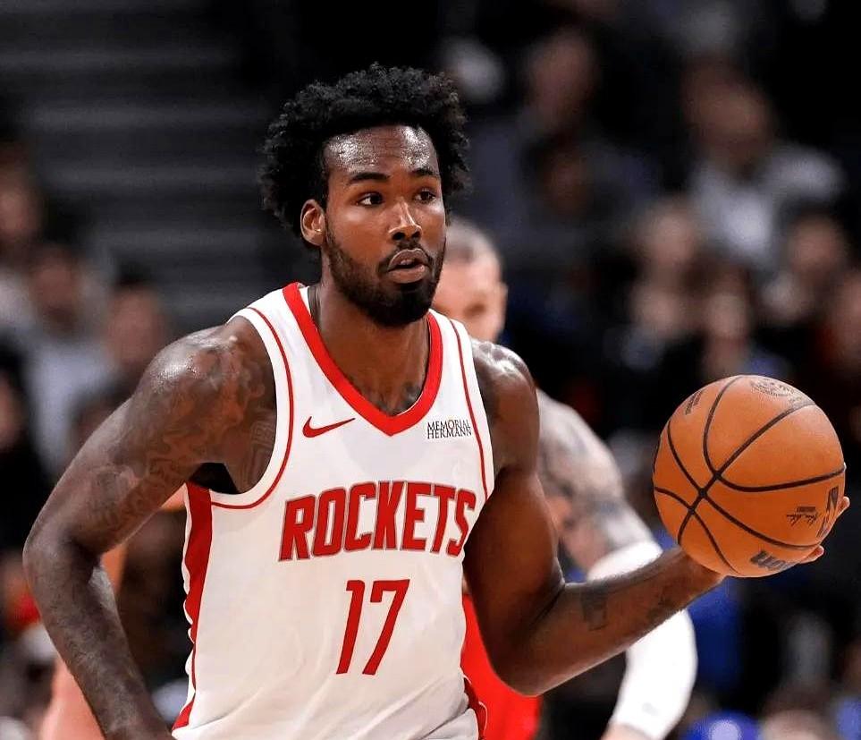 休斯顿火箭队的塔里·伊森，把自己的大合同投没了？

整个三月，三分球28次出手只