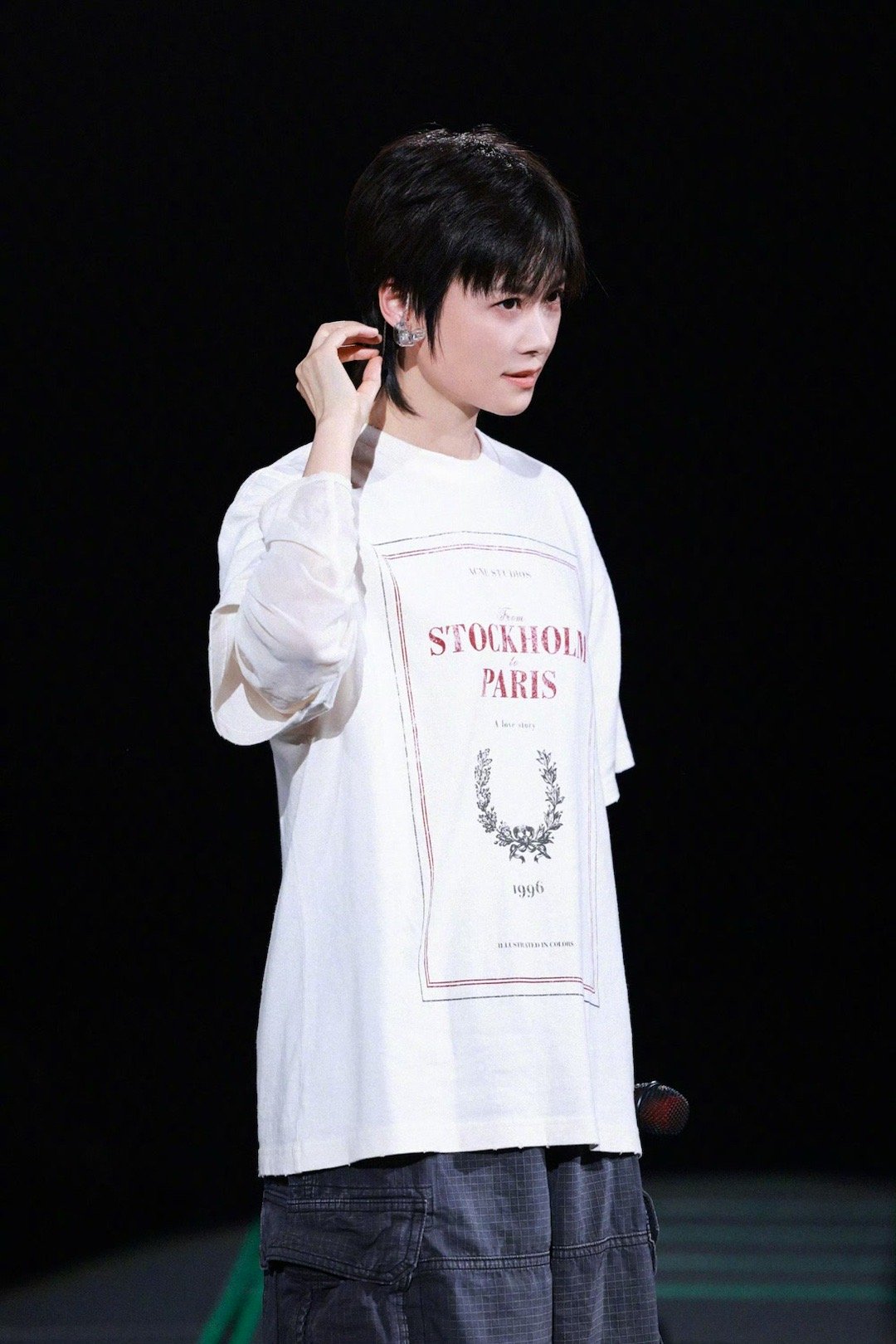 李宇春是陈粒演唱会惊喜嘉宾 哇塞，李宇春竟然是陈粒演唱会的惊喜嘉宾，这消息一传出