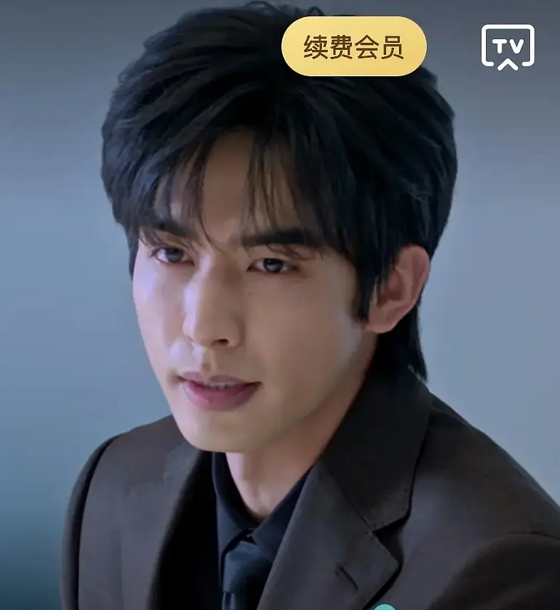 宋威龙真是小孩身材啊 