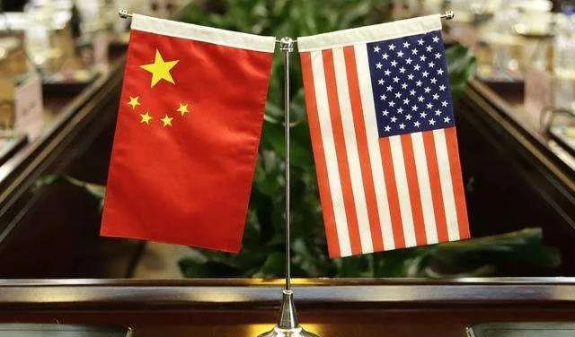 中美持续交锋，最先承压的可能不是对手。

把中美竞争理解为两国之间的直接较量，容