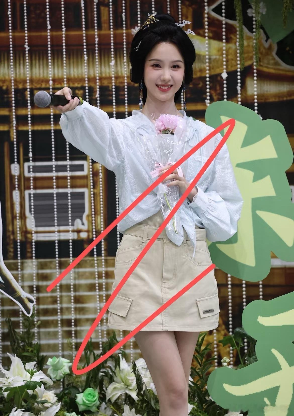 嘟嘟生图路透，这剧有战国袍造型 ​​​