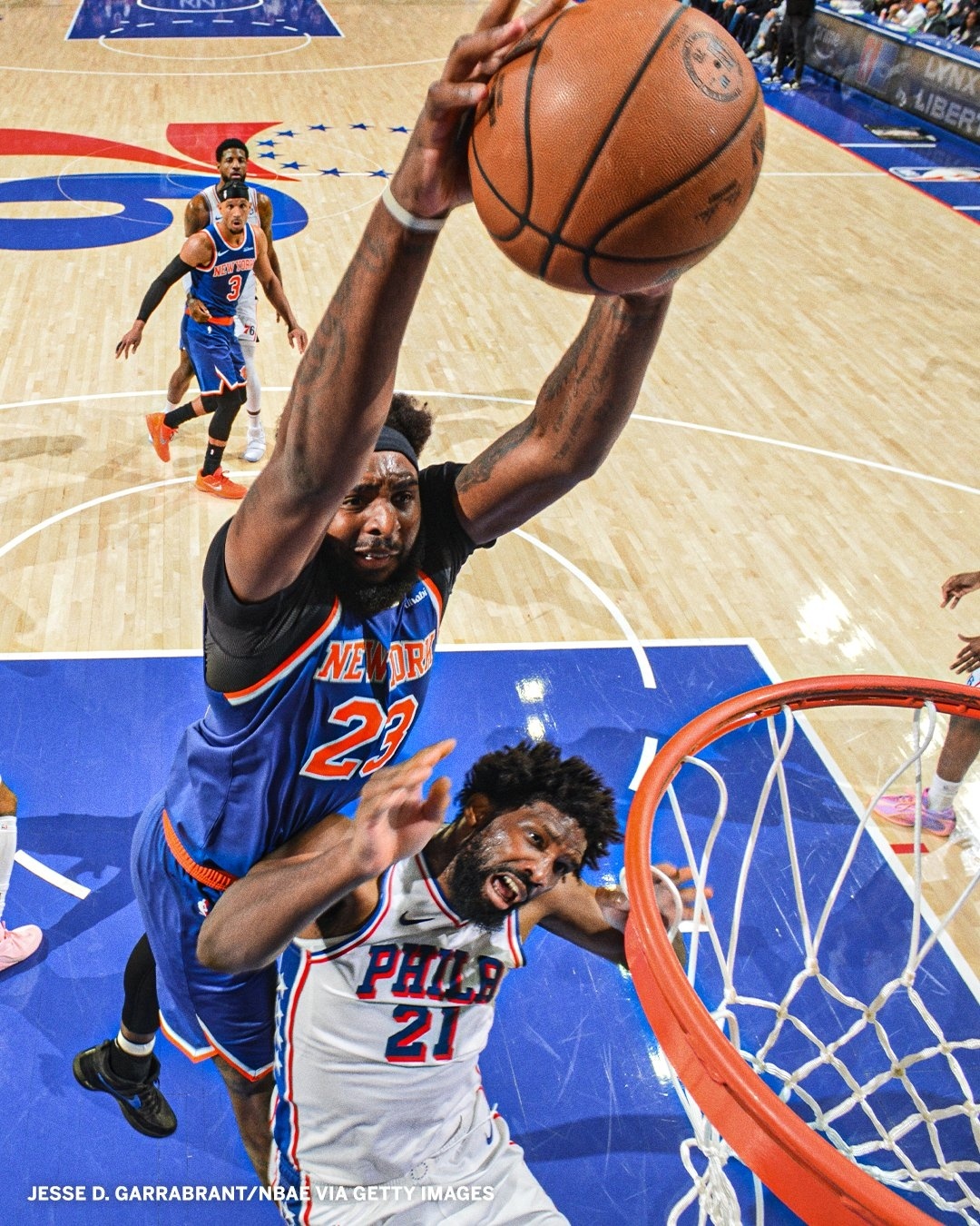 NBA 恩比德复出了个寂寞76被尼克斯推到了悬崖边！尼克斯vs76人