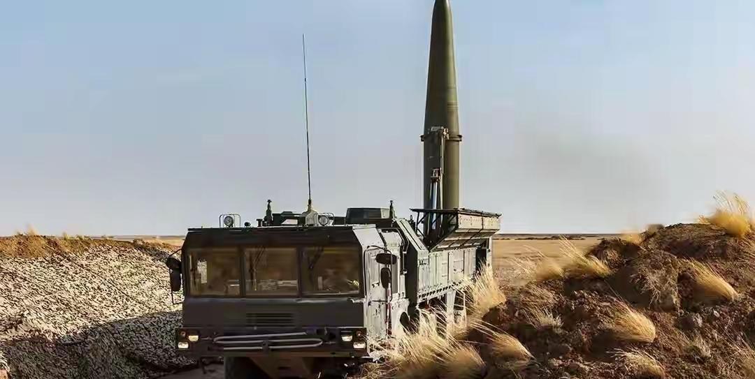 俄军使用RM-48U 型靶弹空袭基辅，还发射 “锆石” 高超音速导弹