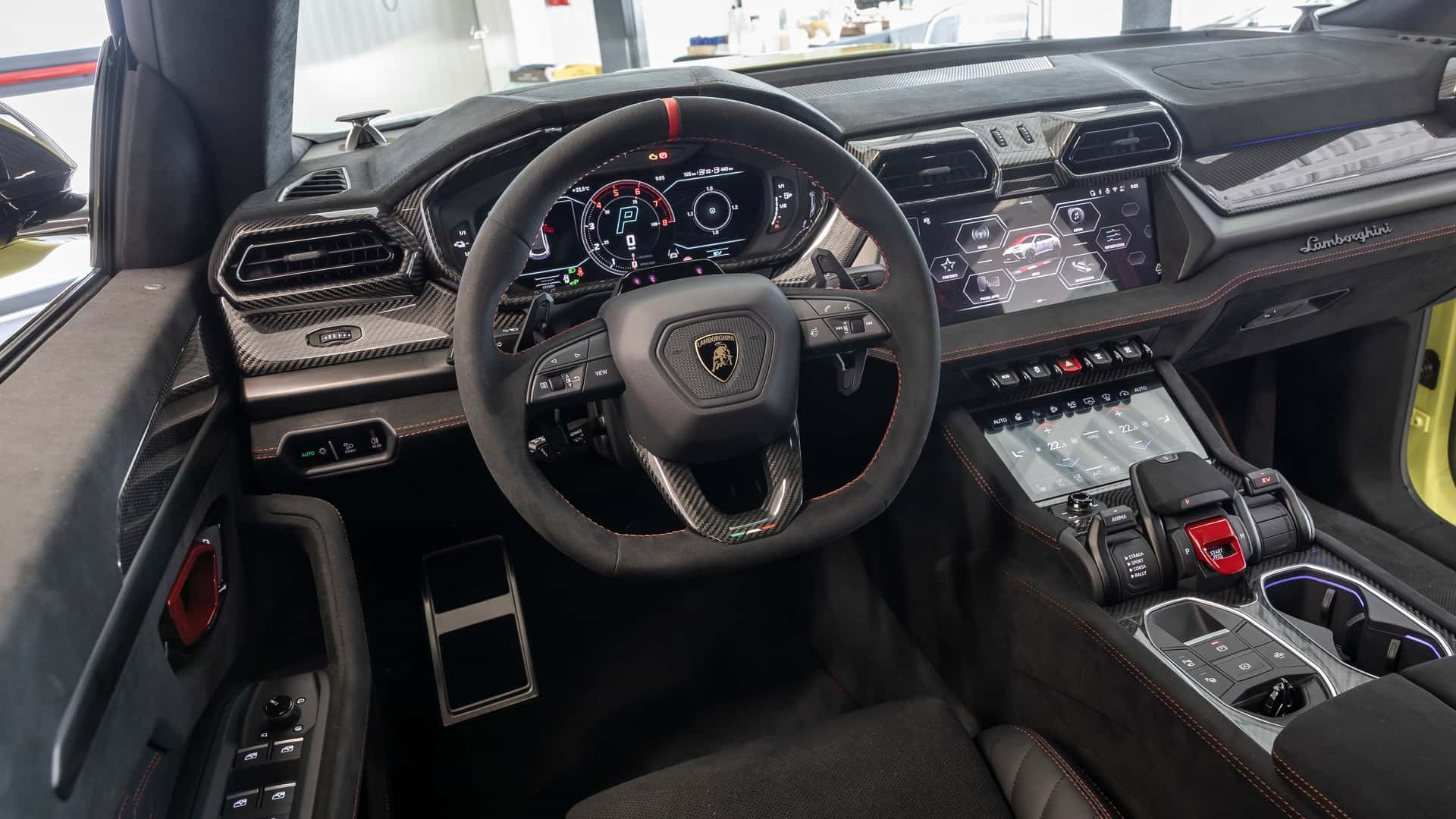 兰博基尼正式发布Urus家族高性能旗舰——Urus SE Performante