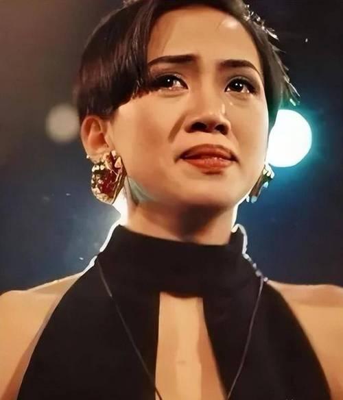 梅艳芳离世23年后，这场轰动华人圈的遗产争夺案迎来最终大结局。2003年梅艳芳病