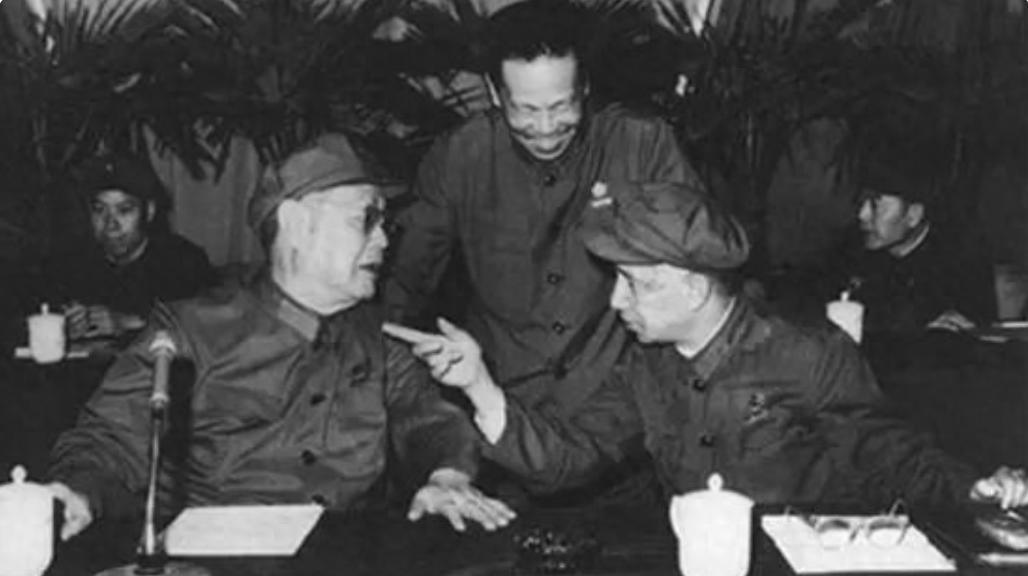 叶帅目送粟裕离开，感慨他战功卓越却不自傲，贡献巨大仍不居功，你认识这样的将帅吗？