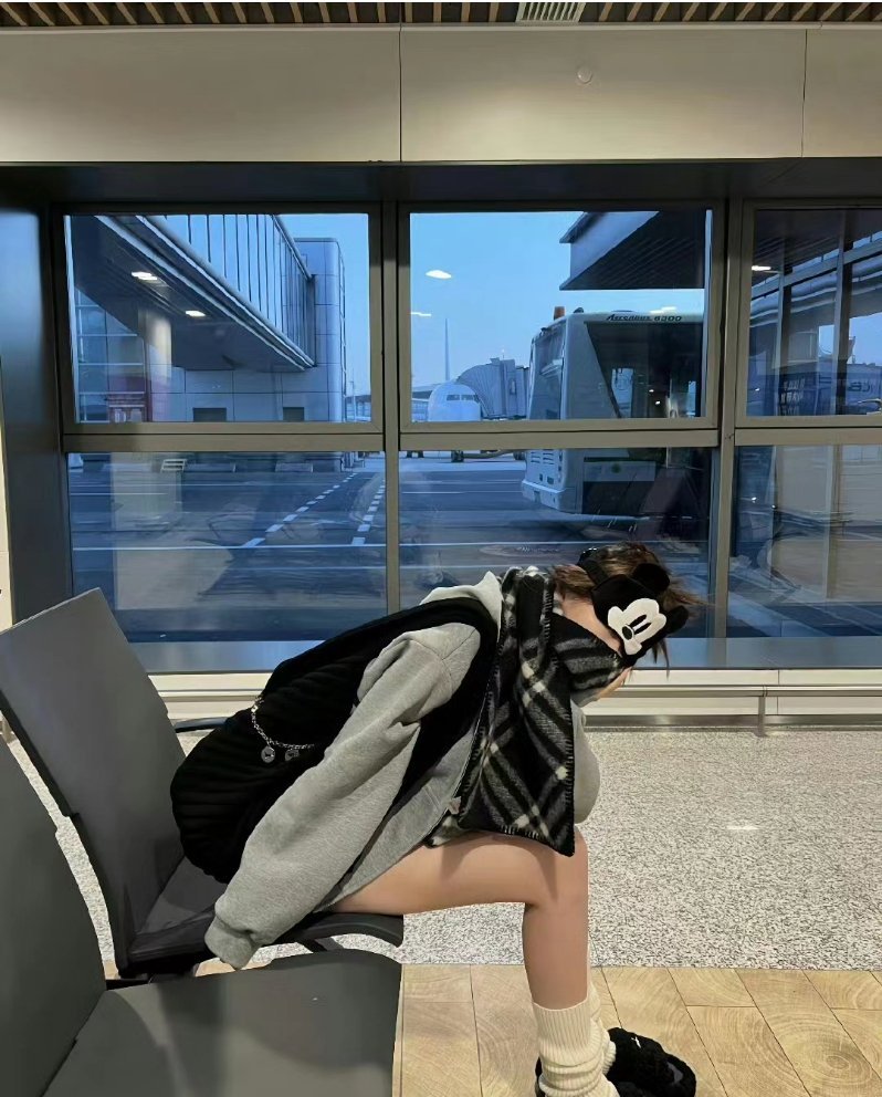 可以反思但不要自我否定 有棱有角才叫活着 . 