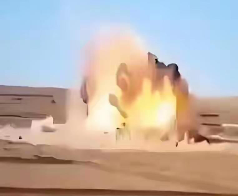 波斯湾这两天火药味拉满！伊朗猛射多型导弹，亮出反舰导弹、智能水雷，千艘快艇玩蜂群