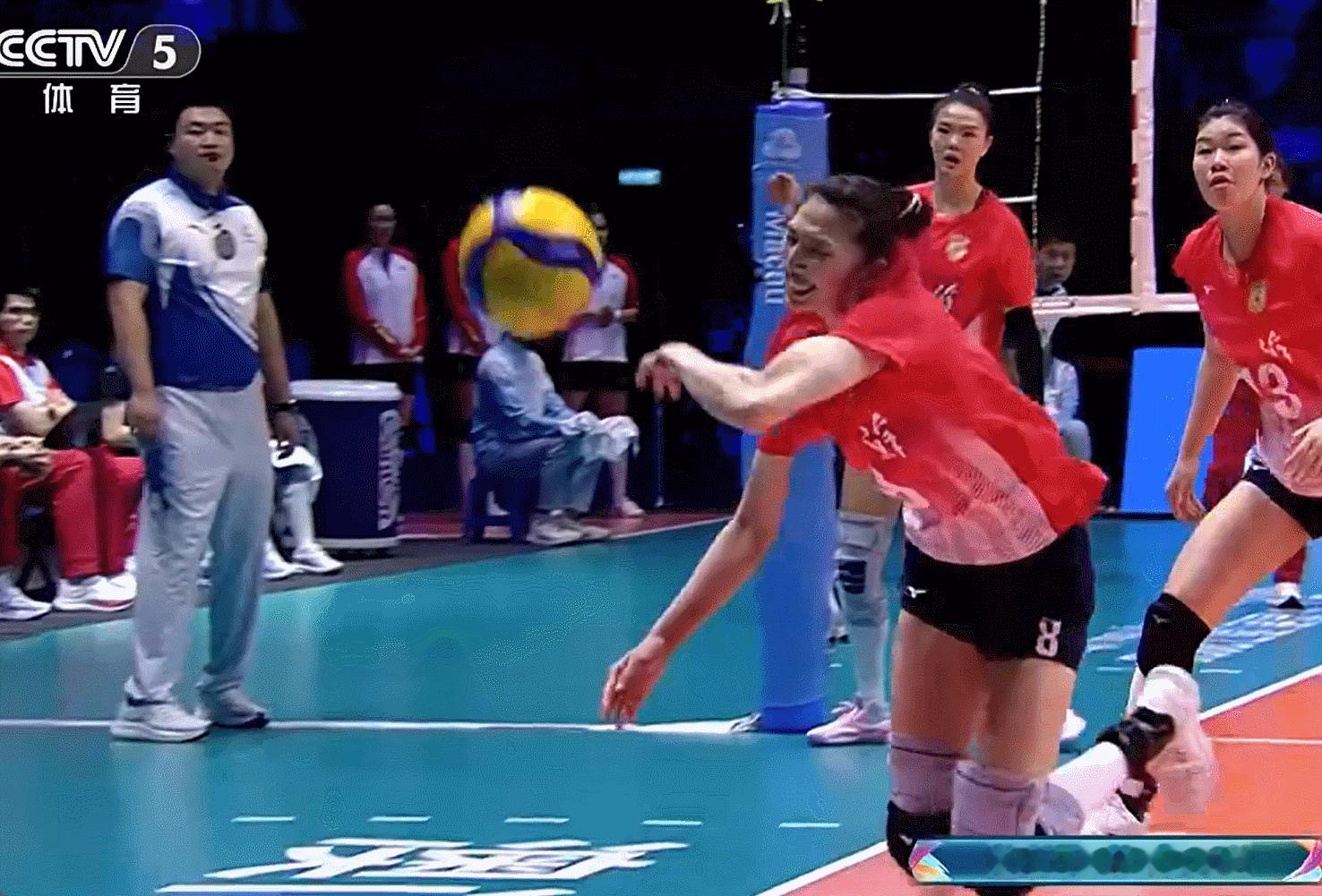 女子成年组冠亚军决赛：江苏队3-0（25-15/25-13/25-16）山东队江