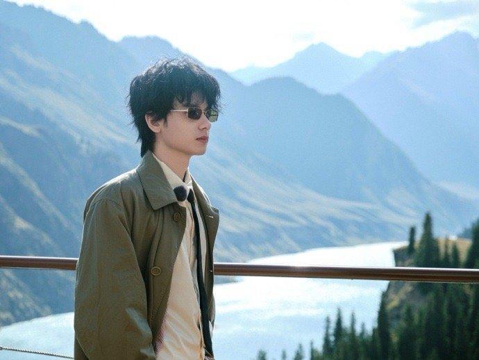 没人和我说这是胡先煦啊 胡先煦新剧造型曝光，简直是让人眼前一亮，期待值瞬间拉满！