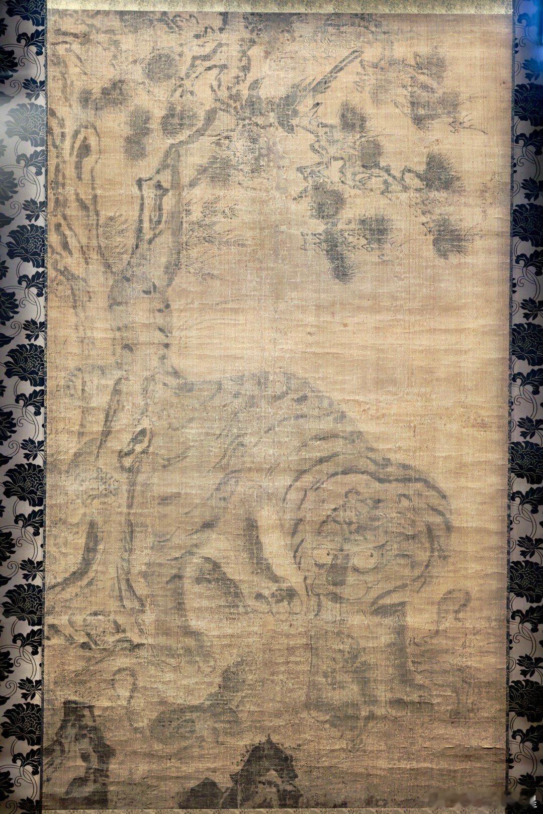 韩国汉城Leeum博物馆的特别展陈：虎鹊图（图1-3）。图4-9是Leeum收藏