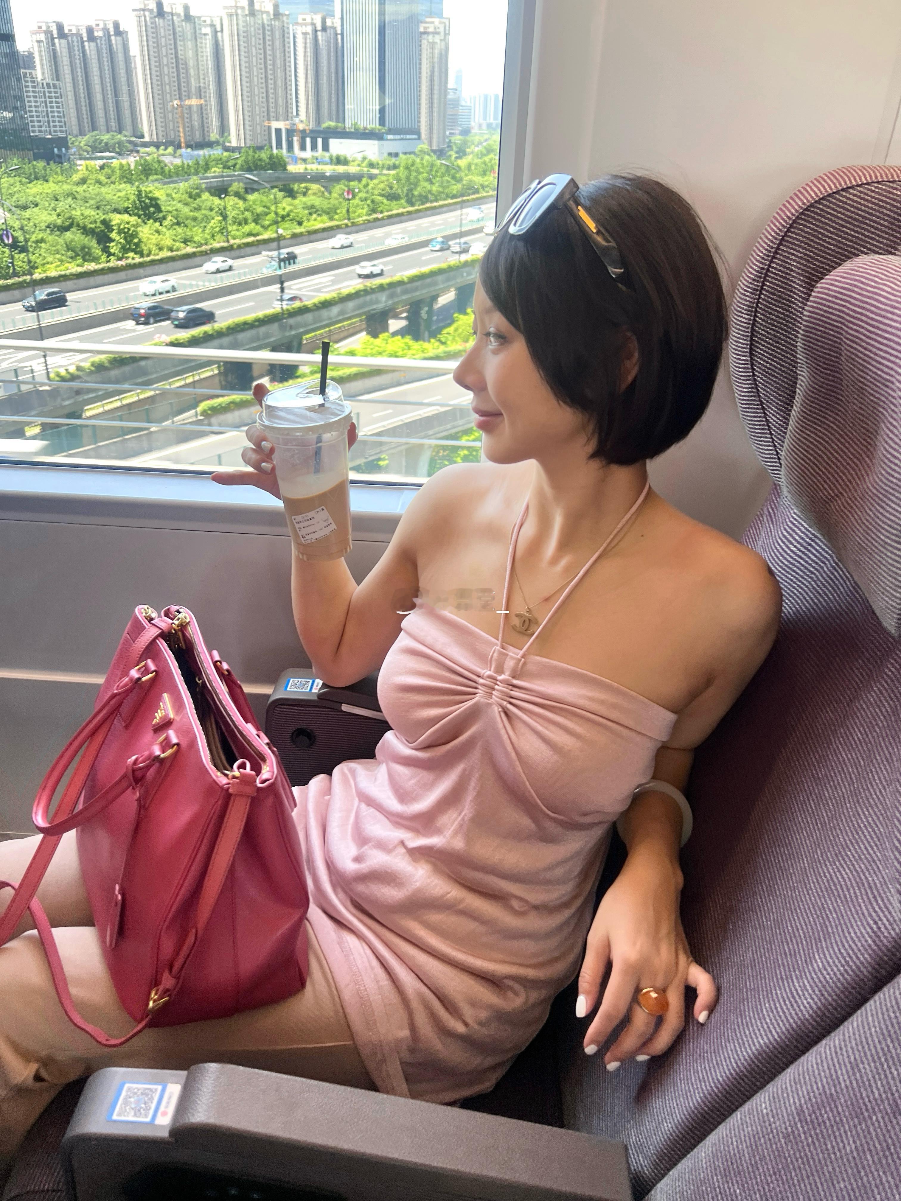 太会做衣服了叭～ ​​​