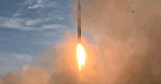 确定了，
俄罗斯已决定向伊朗提供无人机、防空系统、苏35战斗机，美国提出强烈反对