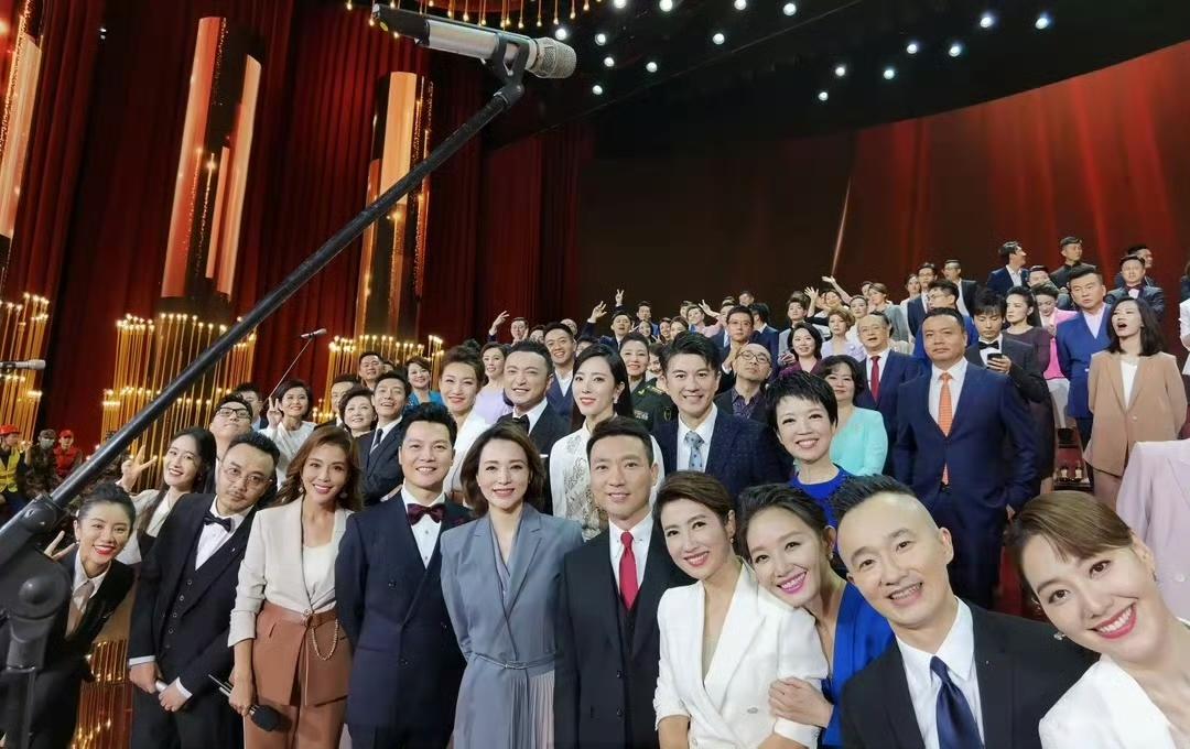 孙靖涵定居日本四年了。前央视主持人，镜头前那张脸多少人认得，现在朋友圈晒的是超市