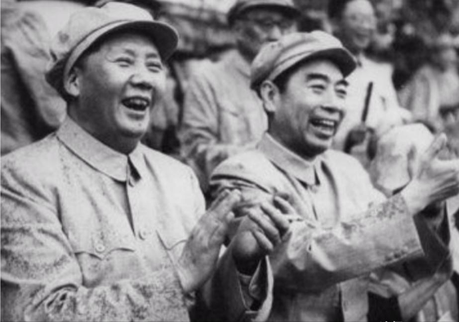 [微风]1975年，毛主席与周总理双双身患重病，主席问总理：江山要谁来守？
 