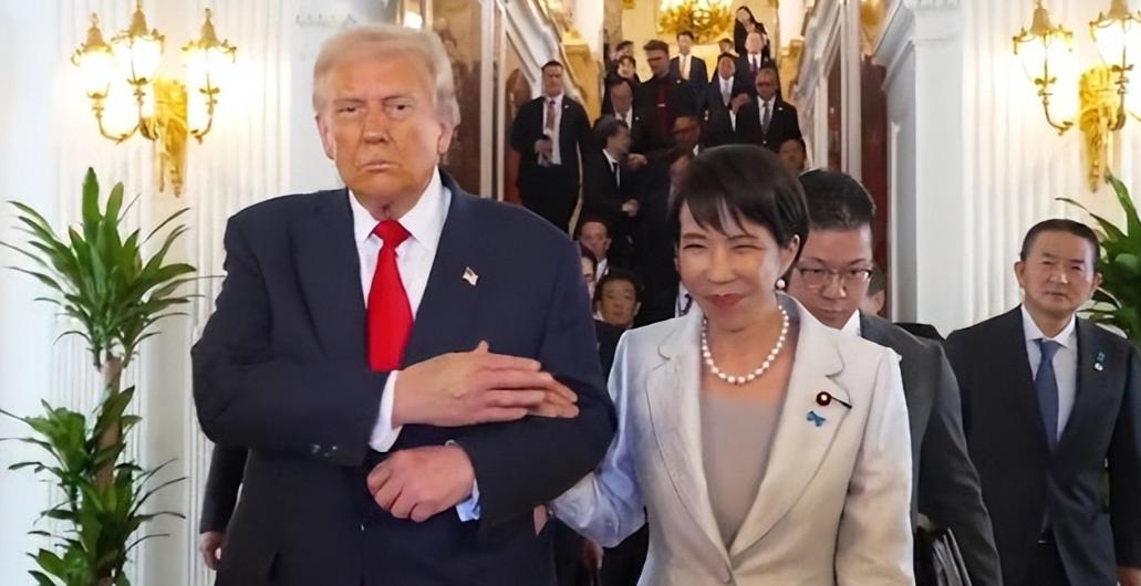 特朗普绞尽脑汁，也没料到中国会出这狠招！

特朗普和美国政客满脑子挑唆对立的坏心