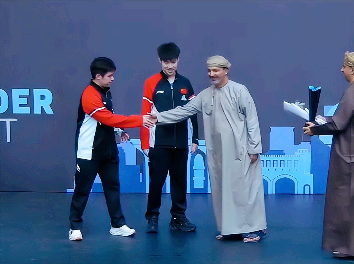 弗朗西斯卡太牛了，一句话就逗笑了林诗栋。

今天林诗栋/黄友政3:1战胜了弗朗西