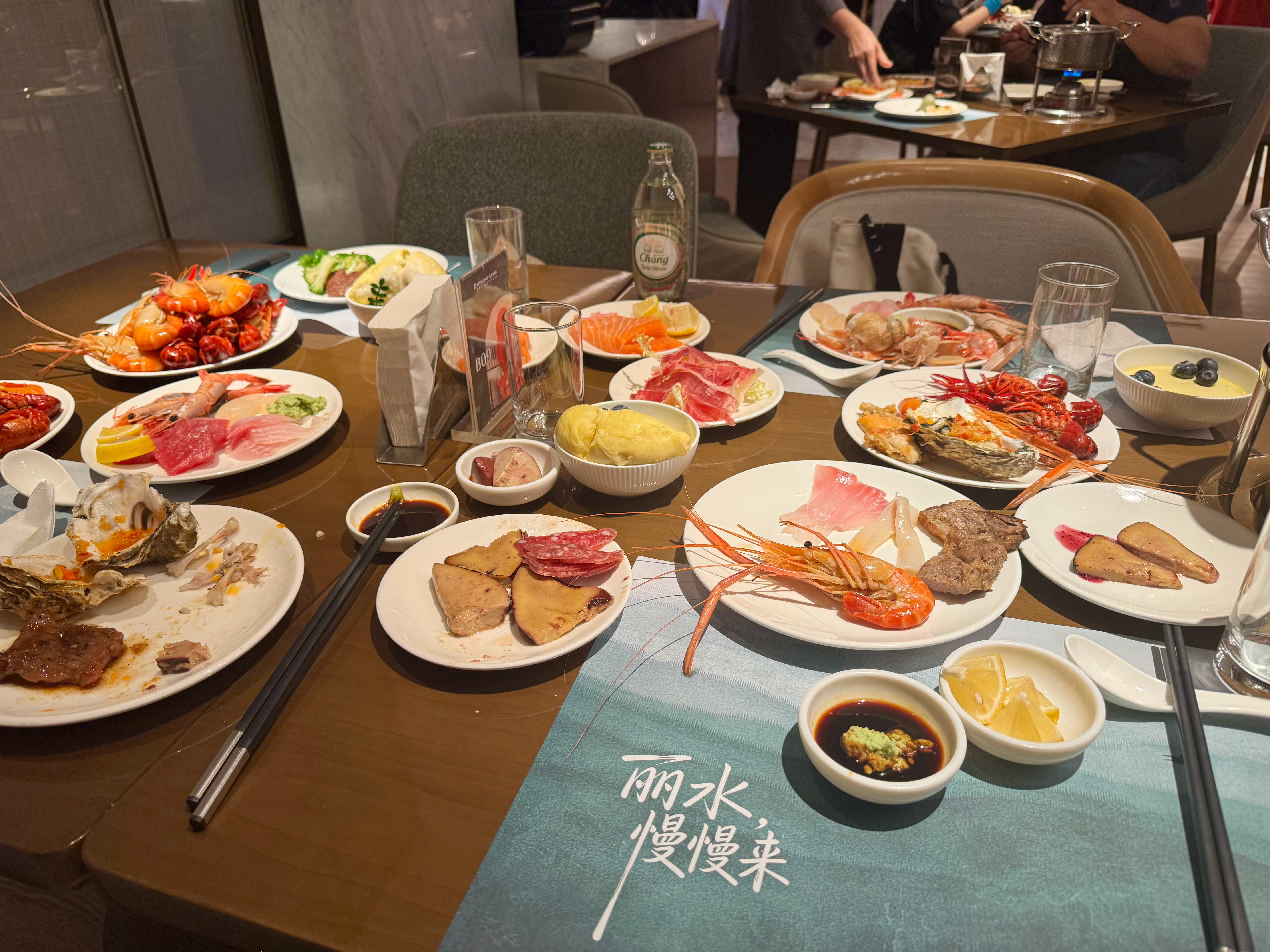 美食 自助餐吃法——先这样这样，然后那样那样，再这样这样那样那样……好好吃饭自助
