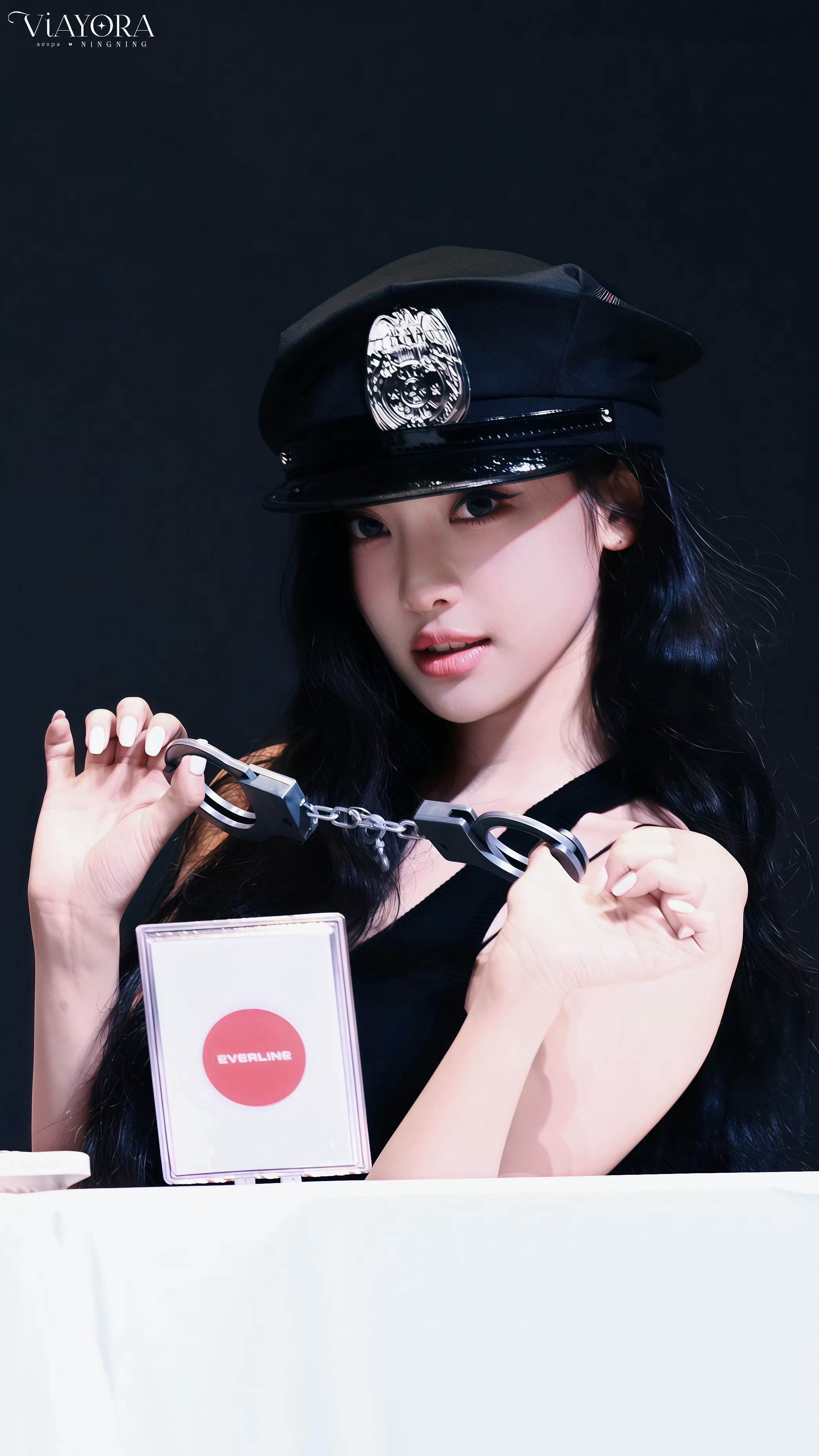 投稿 宁艺卓我直接就是想跟宁宁玩公司名 ​​​