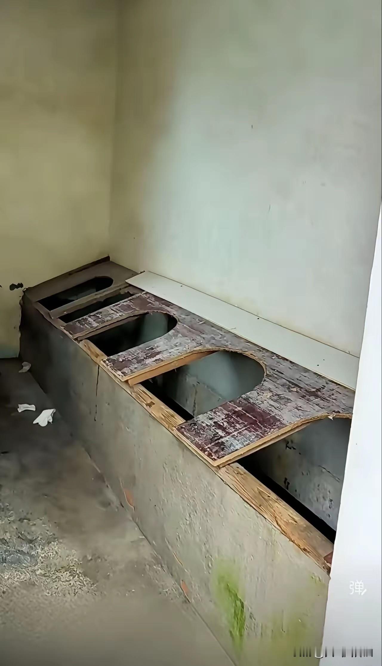 在江苏南通一带农村家家都在用这个，人人每天必须用，随着社会进步，不知现在还用不用