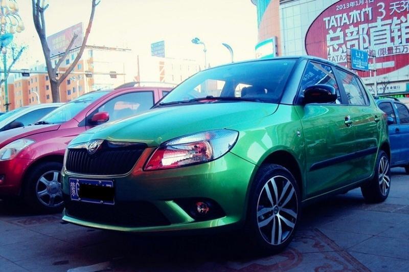 明锐RS旋风红，高性价比的高尔夫GTi平替，中庸里透着一股个性，简直是当年的车迷