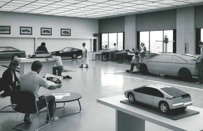 压成本的刀，切到了设计部门日产最近也大刀阔斧的成本削减计划关闭了两大设计工作室分